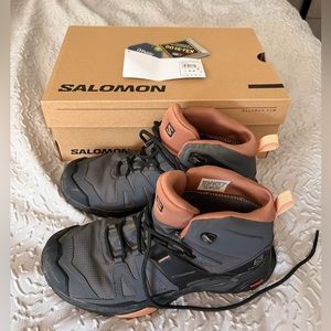 Salomon X Ultra 4 Mid Gore-Tex Women’s Size 6 Hiking Boots